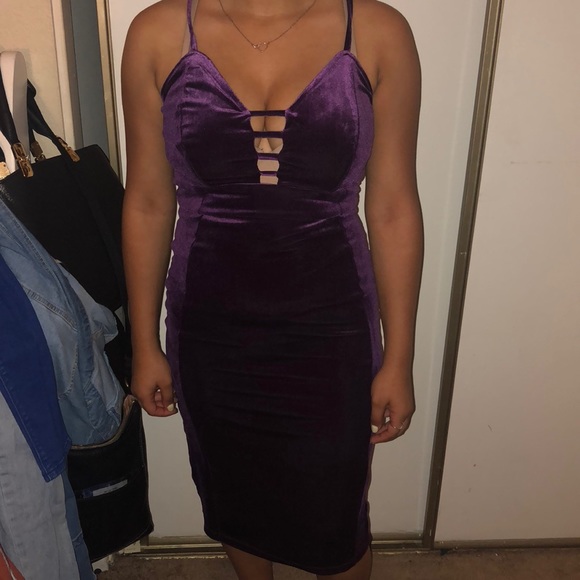 Dresses & Skirts - Velvet dress in purple with caged front